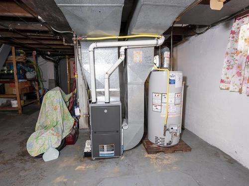 520 Mcpherson Street, Thunder Bay, ON - Indoor Photo Showing Basement
