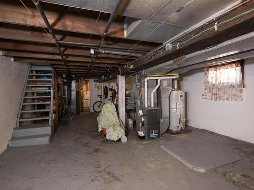 520 Mcpherson Street, Thunder Bay, ON - Indoor Photo Showing Basement