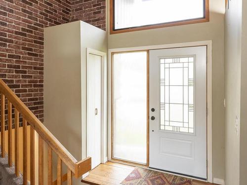 1439 Louis Street, Thunder Bay, ON - Indoor Photo Showing Other Room