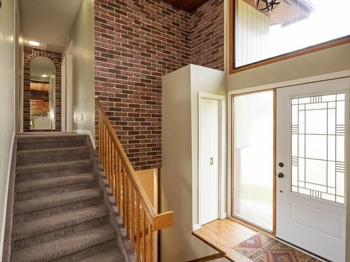 1439 Louis Street, Thunder Bay, ON - Indoor Photo Showing Other Room