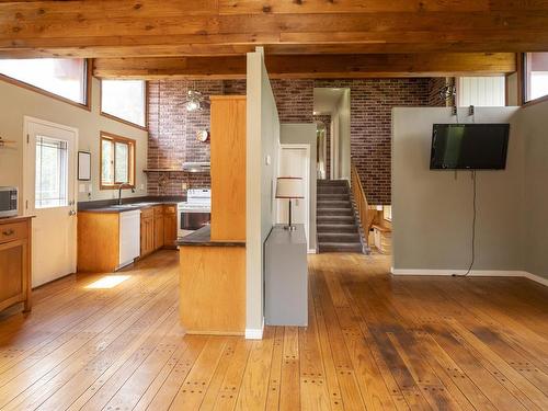 1439 Louis Street, Thunder Bay, ON - Indoor