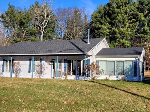 Façade - 270 51E Rue O., Venise-En-Québec, QC 