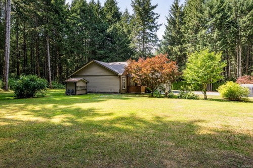 307 Bates Dr, Fanny Bay, BC 