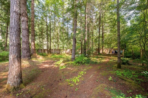 307 Bates Dr, Fanny Bay, BC 