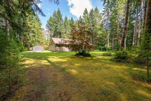 307 Bates Dr, Fanny Bay, BC 