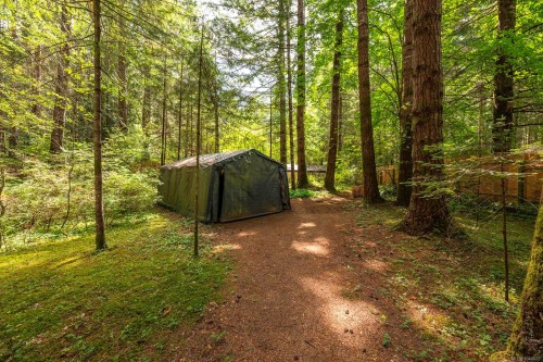 307 Bates Dr, Fanny Bay, BC 