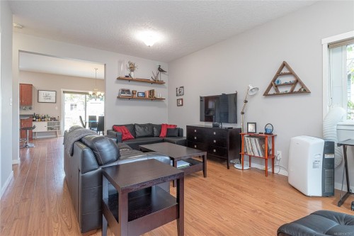 7972 Northview Dr, Crofton, BC 