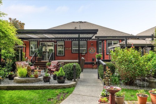 3319 Cook St, Chemainus, BC 
