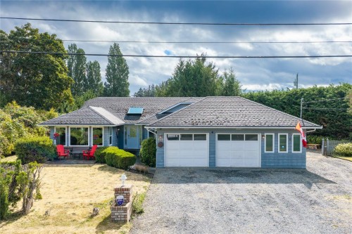 850 Ocean Pl, French Creek, BC 