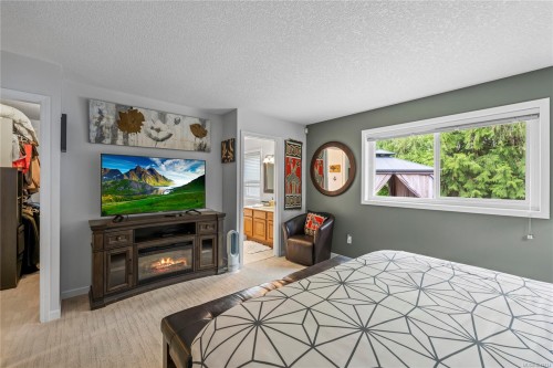 850 Ocean Pl, French Creek, BC 