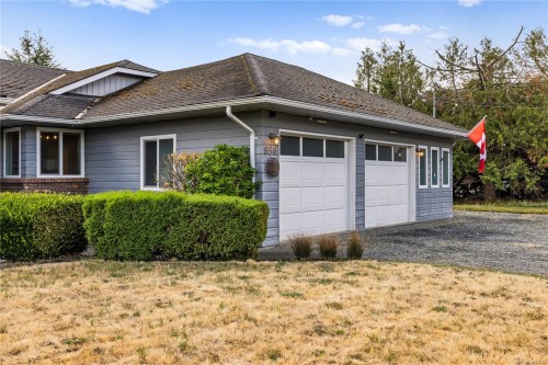 850 Ocean Pl, French Creek, BC 