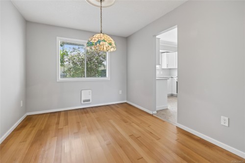 1377 Ocean View Ave, Comox, BC 