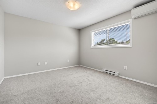1377 Ocean View Ave, Comox, BC 