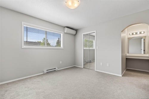 1377 Ocean View Ave, Comox, BC 
