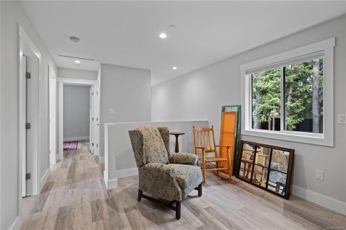 242 Sunningdale Rd East, Qualicum Beach, BC 