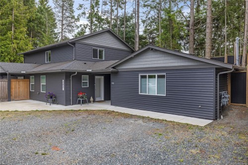 242 Sunningdale Rd East, Qualicum Beach, BC 