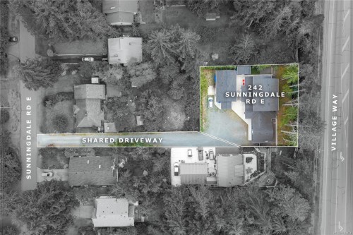 242 Sunningdale Rd East, Qualicum Beach, BC 