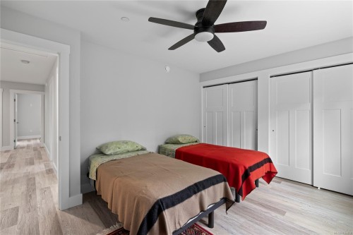 242 Sunningdale Rd East, Qualicum Beach, BC 