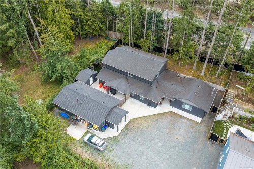242 Sunningdale Rd East, Qualicum Beach, BC 