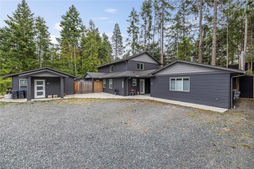 242 Sunningdale Rd East, Qualicum Beach, BC 