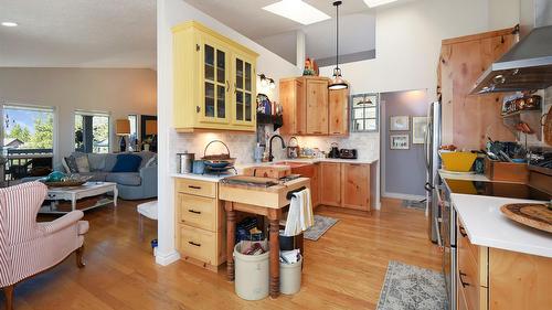 4962 Mountain Side Place, Fairmont Hot Springs, BC - Indoor