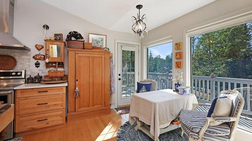 4962 Mountain Side Place, Fairmont Hot Springs, BC - Indoor