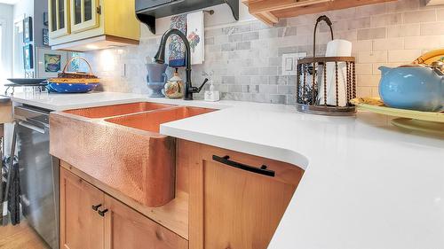 4962 Mountain Side Place, Fairmont Hot Springs, BC - Indoor Photo Showing Kitchen