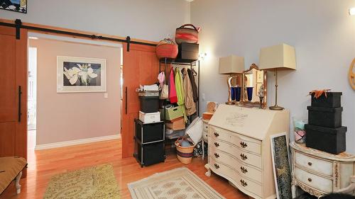4962 Mountain Side Place, Fairmont Hot Springs, BC - Indoor Photo Showing Other Room