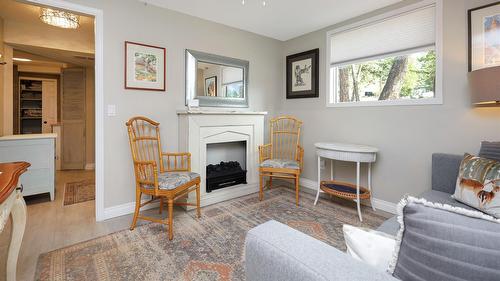 4962 Mountain Side Place, Fairmont Hot Springs, BC - Indoor With Fireplace
