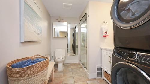 4962 Mountain Side Place, Fairmont Hot Springs, BC - Indoor Photo Showing Laundry Room