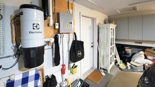 4962 Mountain Side Place, Fairmont Hot Springs, BC - Indoor Photo Showing Basement