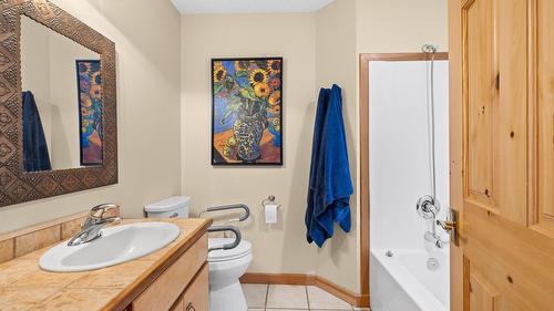 13 Sunrise Crescent, Kimberley, BC - Indoor Photo Showing Bathroom