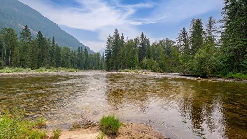 Upper Passmore Rd Road, Passmore, BC 