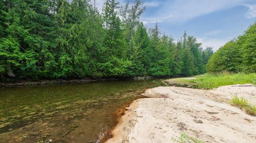 Upper Passmore Rd Road, Passmore, BC 