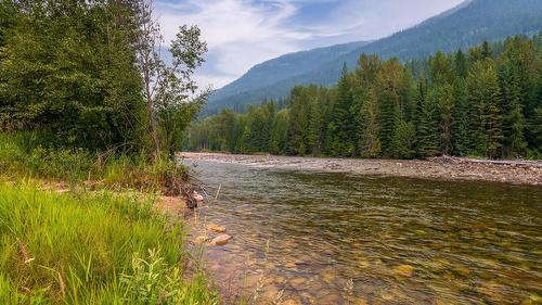 Upper Passmore Rd Road, Passmore, BC 