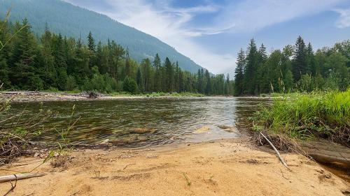 Upper Passmore Rd Road, Passmore, BC 