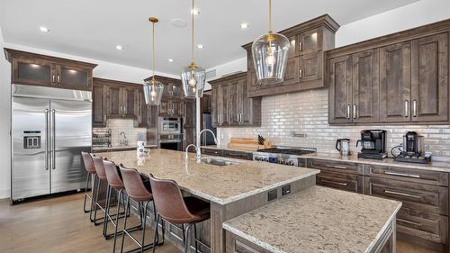 1610 Granite Road, Lake Country, BC - Indoor Photo Showing Kitchen With Upgraded Kitchen