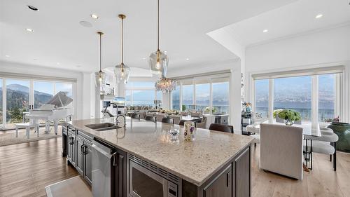 1610 Granite Road, Lake Country, BC - Indoor Photo Showing Kitchen With Double Sink With Upgraded Kitchen