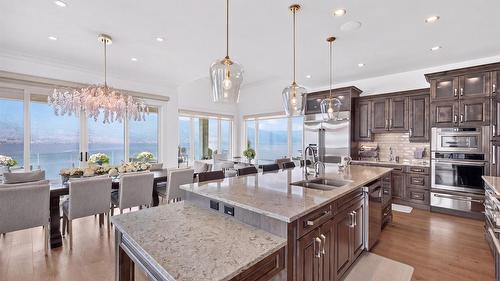 1610 Granite Road, Lake Country, BC - Indoor Photo Showing Kitchen With Double Sink With Upgraded Kitchen