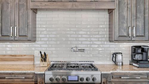 1610 Granite Road, Lake Country, BC - Indoor Photo Showing Kitchen With Upgraded Kitchen