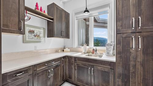 1610 Granite Road, Lake Country, BC - Indoor Photo Showing Kitchen