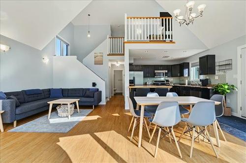 30 Whippoorwill Trl, Lac Du Bonnet, MB - Indoor