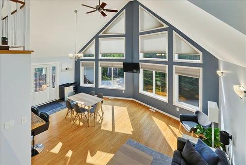 30 Whippoorwill Trl, Lac Du Bonnet, MB - Indoor