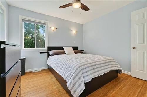 30 Whippoorwill Trl, Lac Du Bonnet, MB - Indoor Photo Showing Bedroom