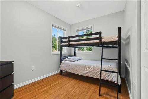30 Whippoorwill Trl, Lac Du Bonnet, MB - Indoor Photo Showing Bedroom
