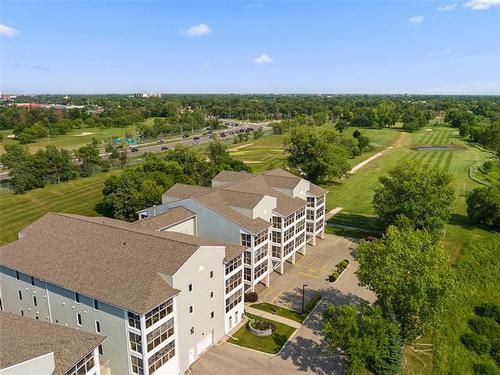 307-70 Dunkirk Dr, Winnipeg, MB - Outdoor With View