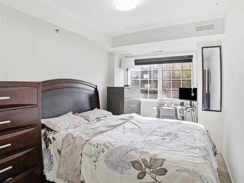 138-25 Bridgeland Dr, Winnipeg, MB - Indoor Photo Showing Bedroom