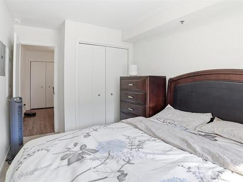 138-25 Bridgeland Dr, Winnipeg, MB - Indoor Photo Showing Bedroom