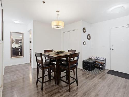 138-25 Bridgeland Dr, Winnipeg, MB - Indoor Photo Showing Dining Room