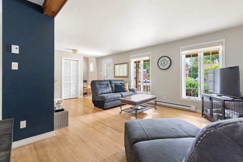 Living Room - 1016 Rue François-Le Mire, Québec (Sainte-Foy/Sillery/Cap-Rouge), QC - Indoor Photo Showing Living Room
